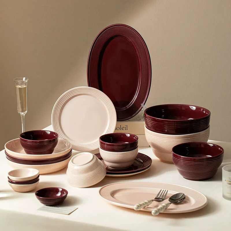 Juego de mesa de cerámica sencillo tableware view 2