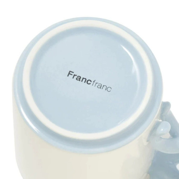 كوب سيراميك بمقبض على شكل عقدة tableware view 3