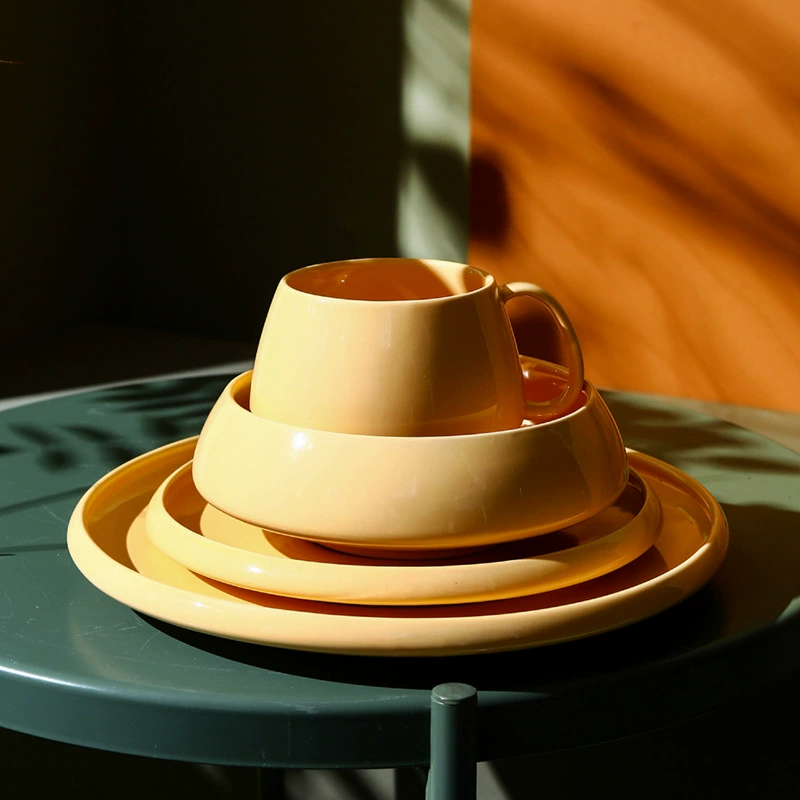 Service de table en porcelaine pour une personne tableware view 2