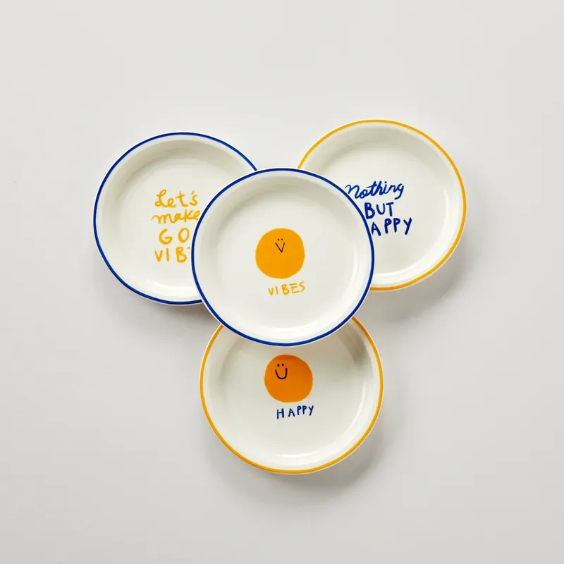 Porcelain Smiley Face Plate tableware view 4