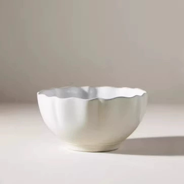 Service de table en porcelaine avec tasse à café tableware view 4