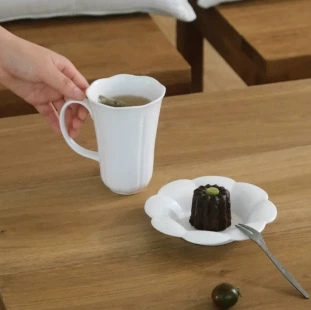Porcelain Mug with Waisted Design