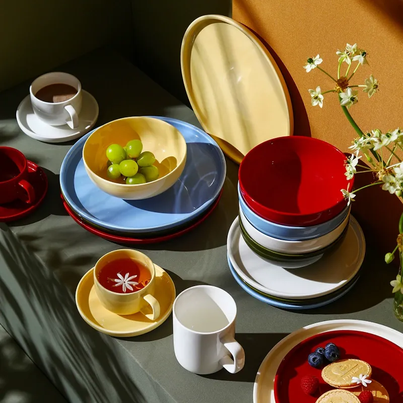 Porcelain Dinnerware Set with Coffee Cup
