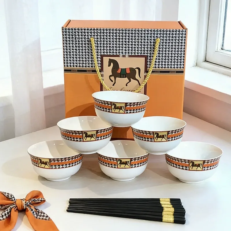 Porcelain Dinnerware Set