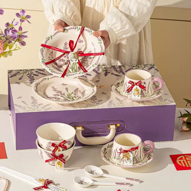 Service de vaisselle en porcelaine pour cadeau de mariage tableware view 4