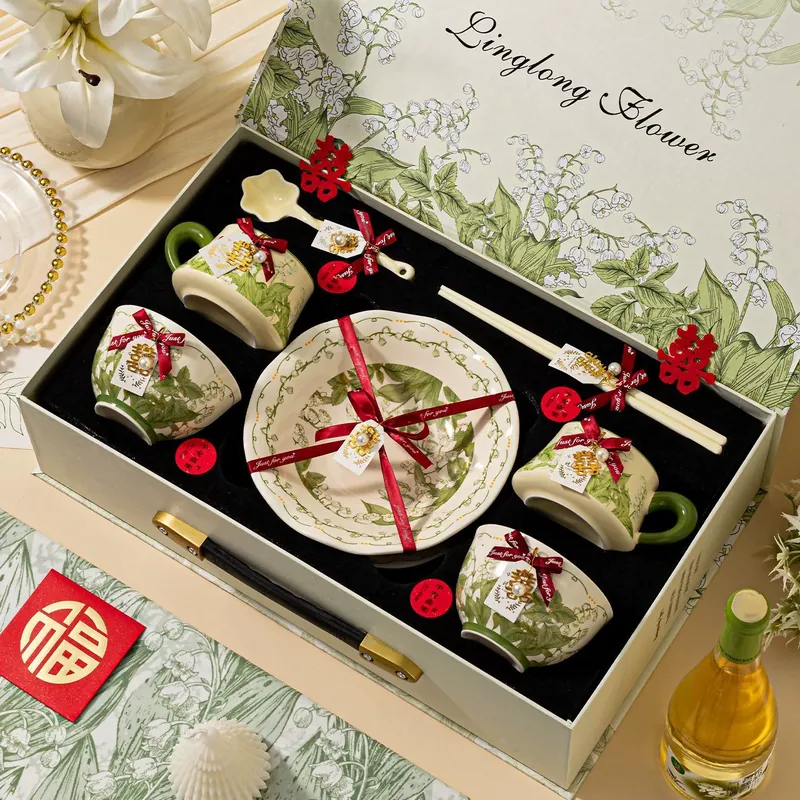 Porcelain Dinnerware Set in Pastel Style