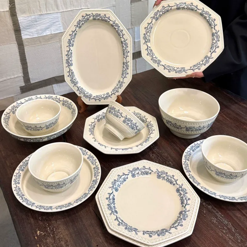 طقم وعاء وطبق بورسلين وردة مرسومة يدوياً tableware view 4