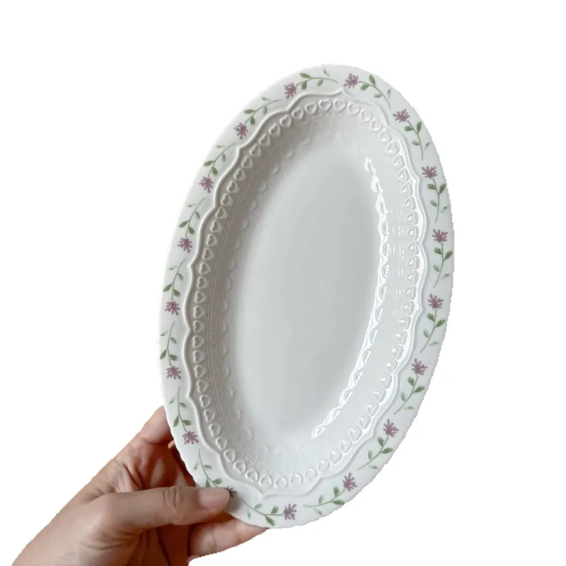 Plato y cuenco de cerámica floral en relieve francés tableware view 5