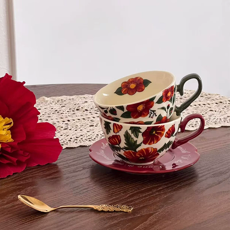 Conjunto de xícara de café e pires de cerâmica vintage rosa vermelha tableware view 2