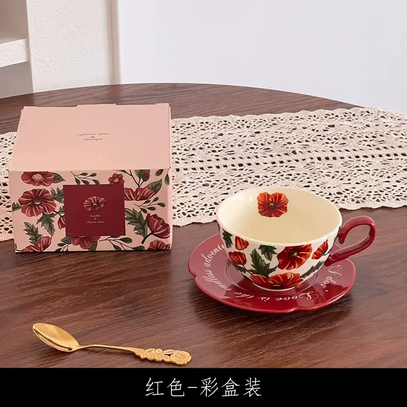 Conjunto de xícara de café e pires de cerâmica vintage rosa vermelha tableware view 4