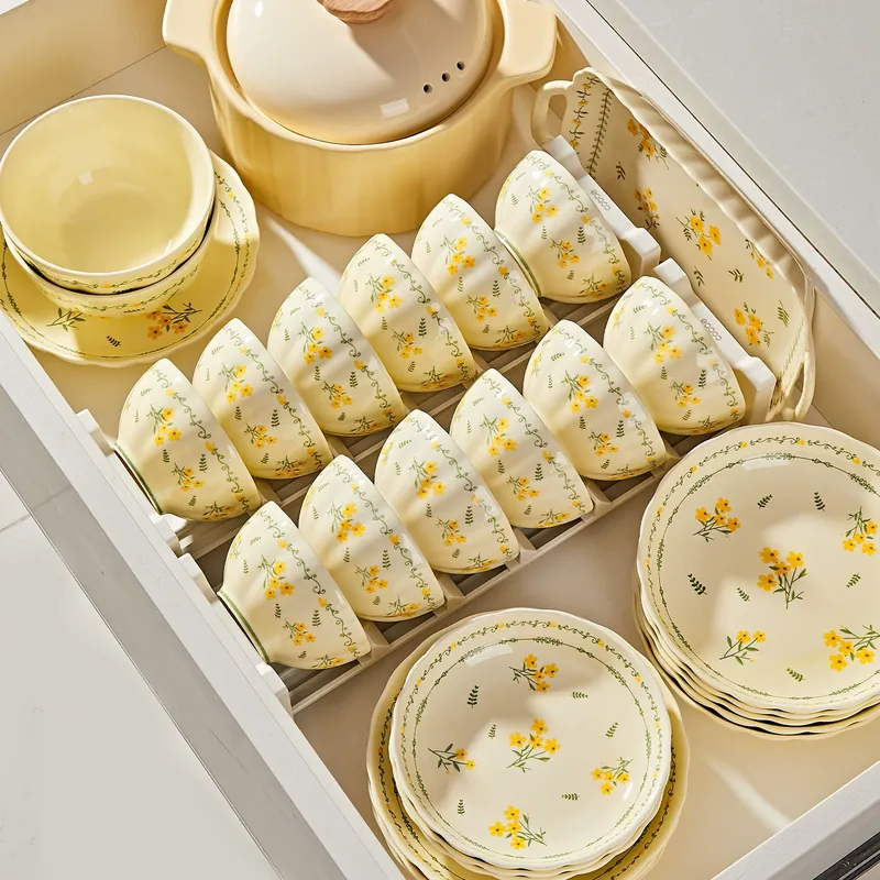 Underglaze Ceramic Rice Bowl and Plate Set