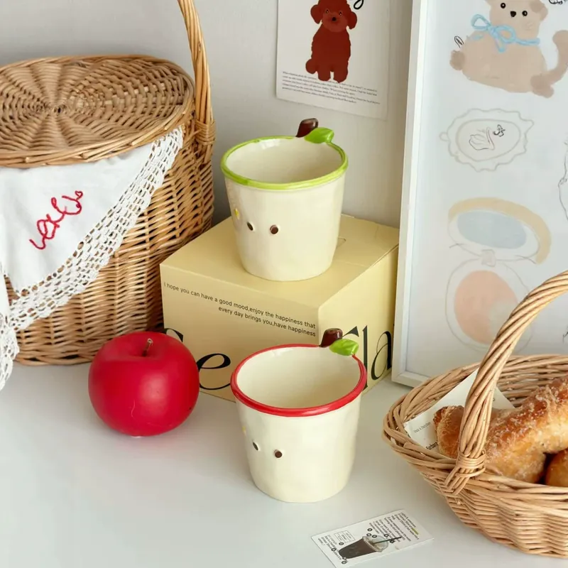 Porcelain Apple Mug tableware view 3