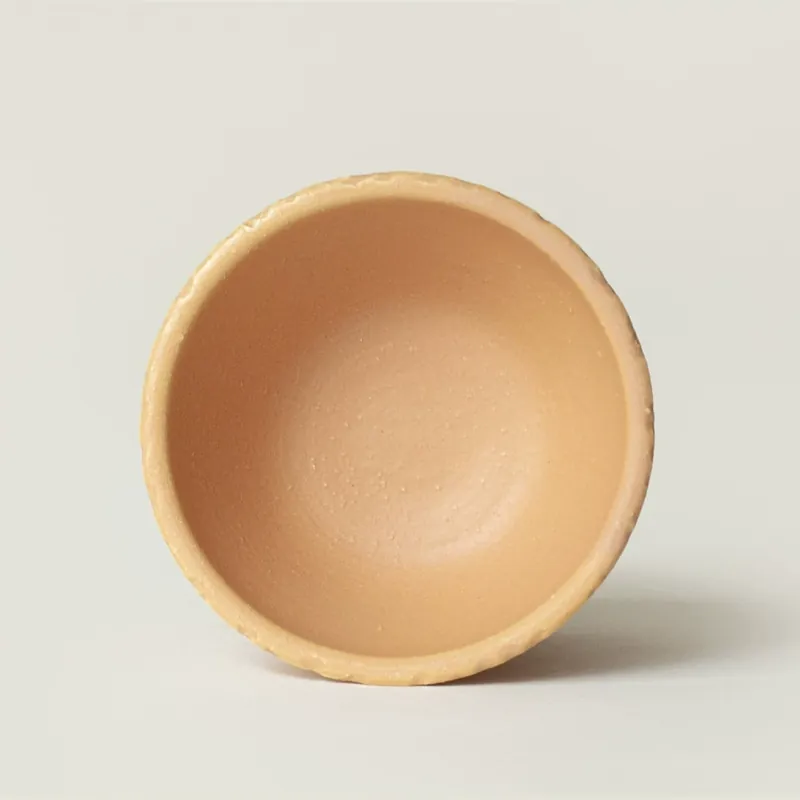 Porcelain Dinnerware Set with Scalloped Edge tableware view 5