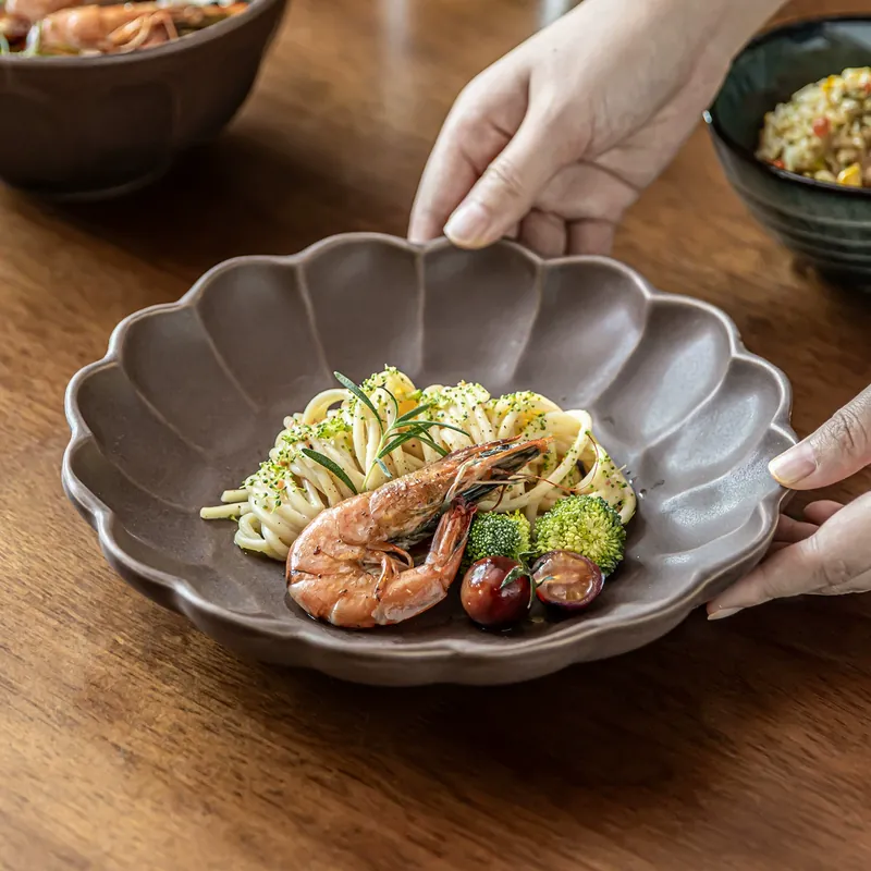 Japanese Floral Edge Ceramic Plate