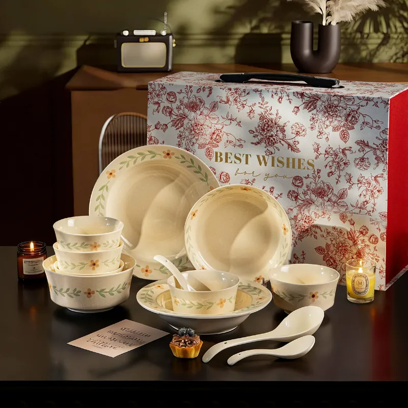 Porcelain Dinnerware Set