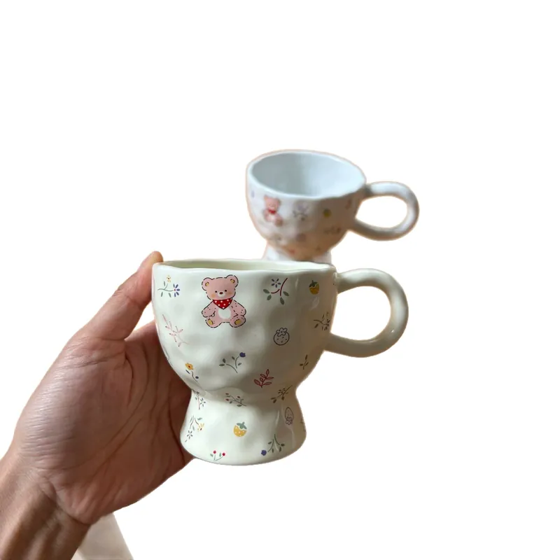 Taza de café de cerámica hecha a mano tableware view 5