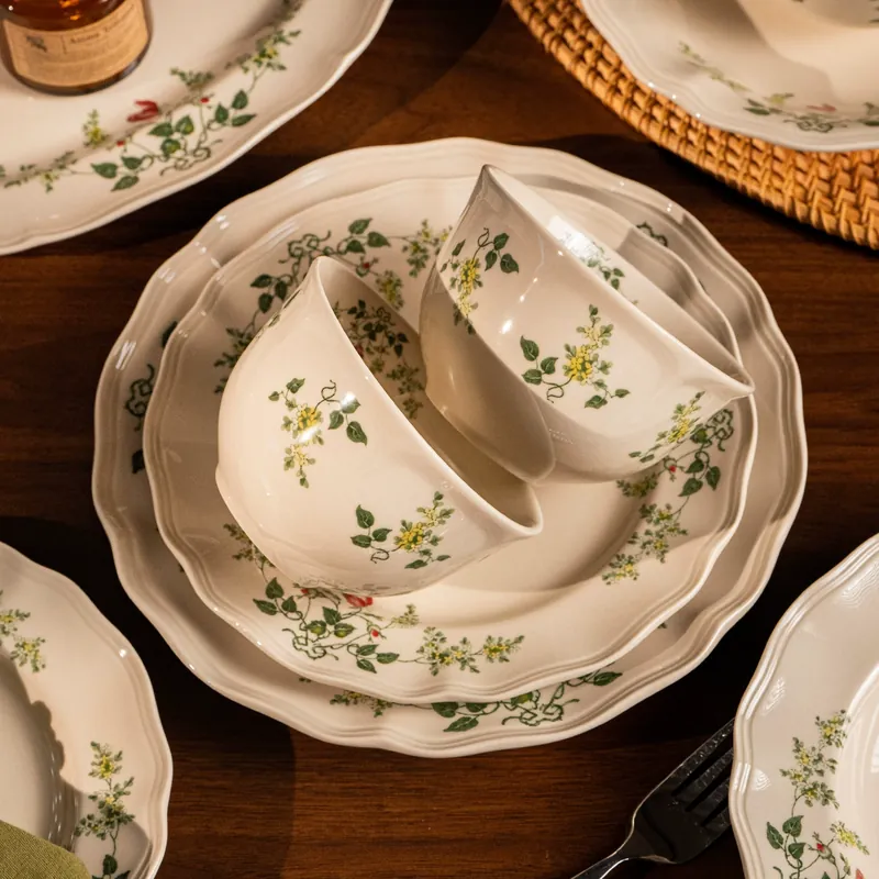 Porcelain Dinnerware Set tableware view 4