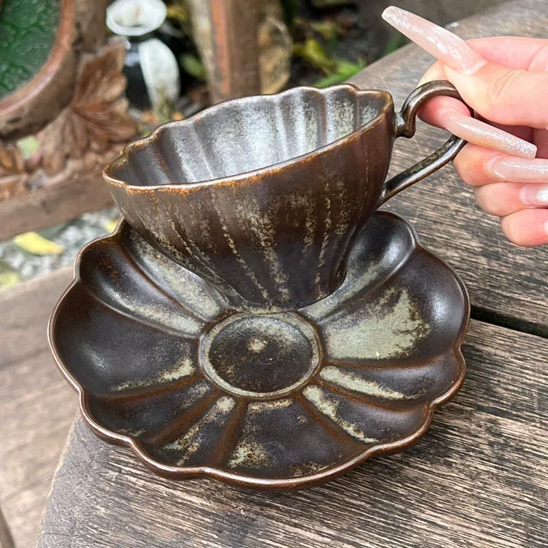 Conjunto de xícara e pires de café de cerâmica pétala japonesa tableware view 3