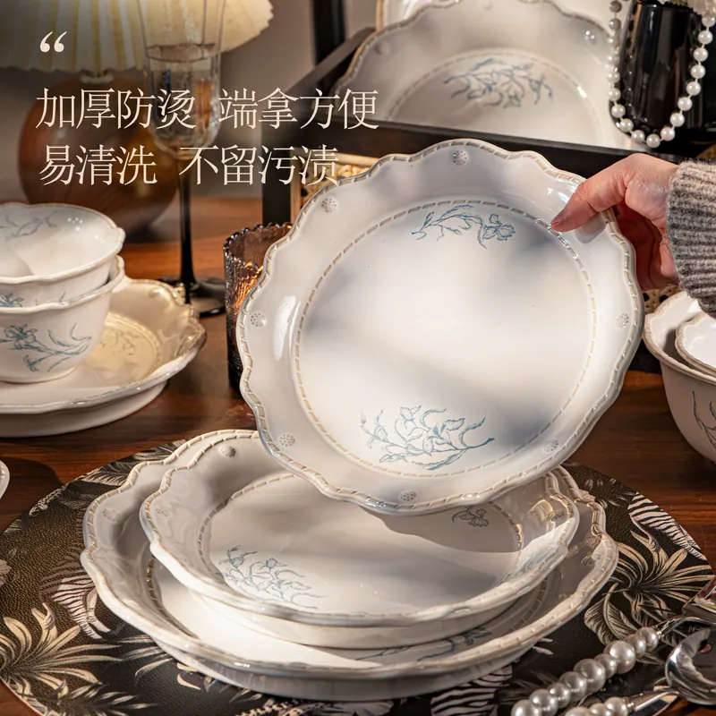 Service de vaisselle en porcelaine tableware view 3