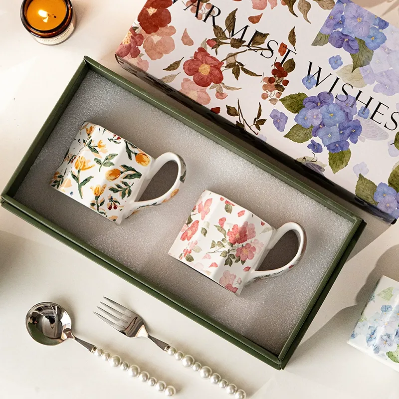 Porcelain Mug Set