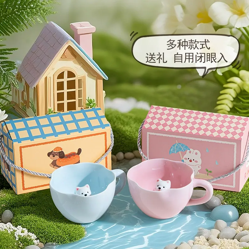 Taza de porcelana tableware view 2