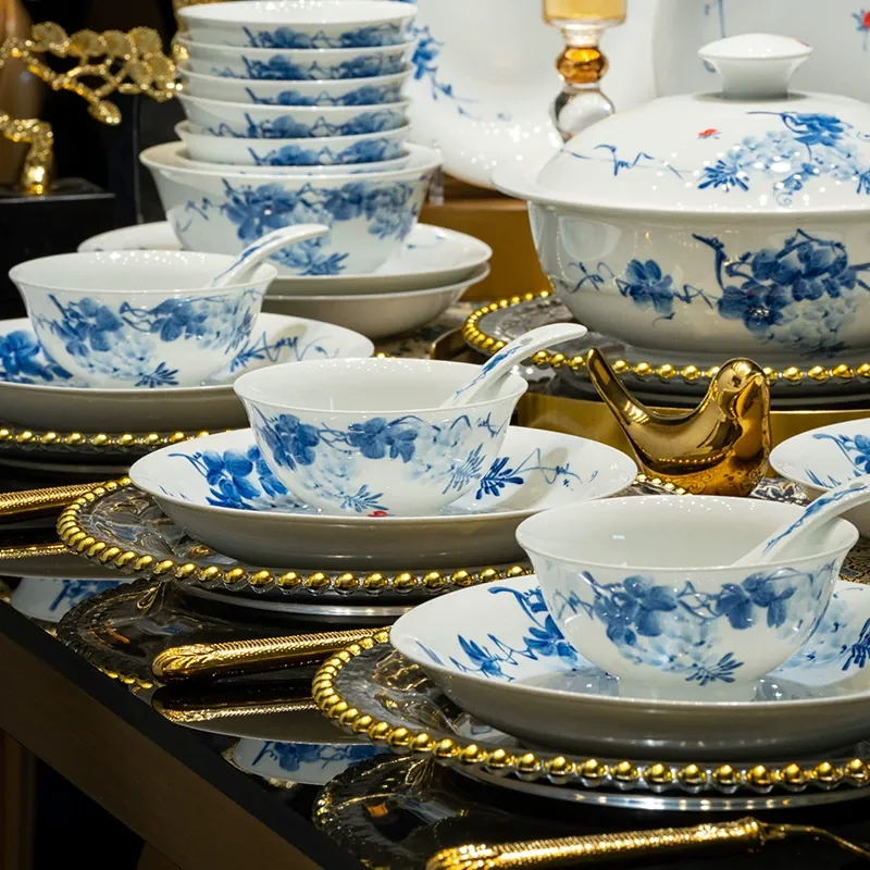Porcelain Dinnerware Set
