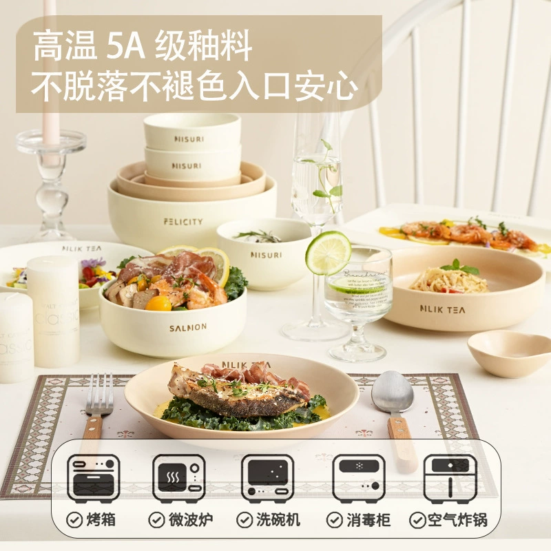 Service de vaisselle en porcelaine avec baguettes tableware view 2