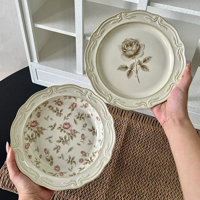 Service de table en céramique rose embossée tableware view 4