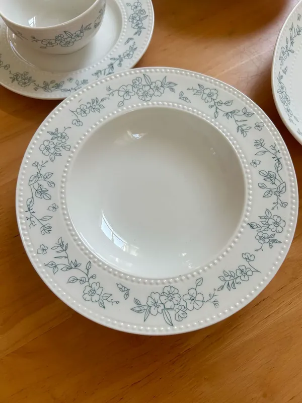 Французский обеденный набор из керамики с цветочным тиснением tableware view 9