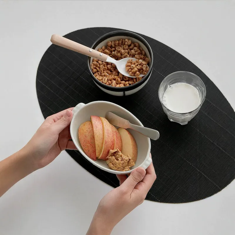 빈티지 물방울무늬 도자기 오븐 접시 tableware view 3