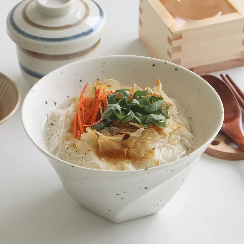 Korean Irregular Ceramic Noodle Bowl tableware view 6