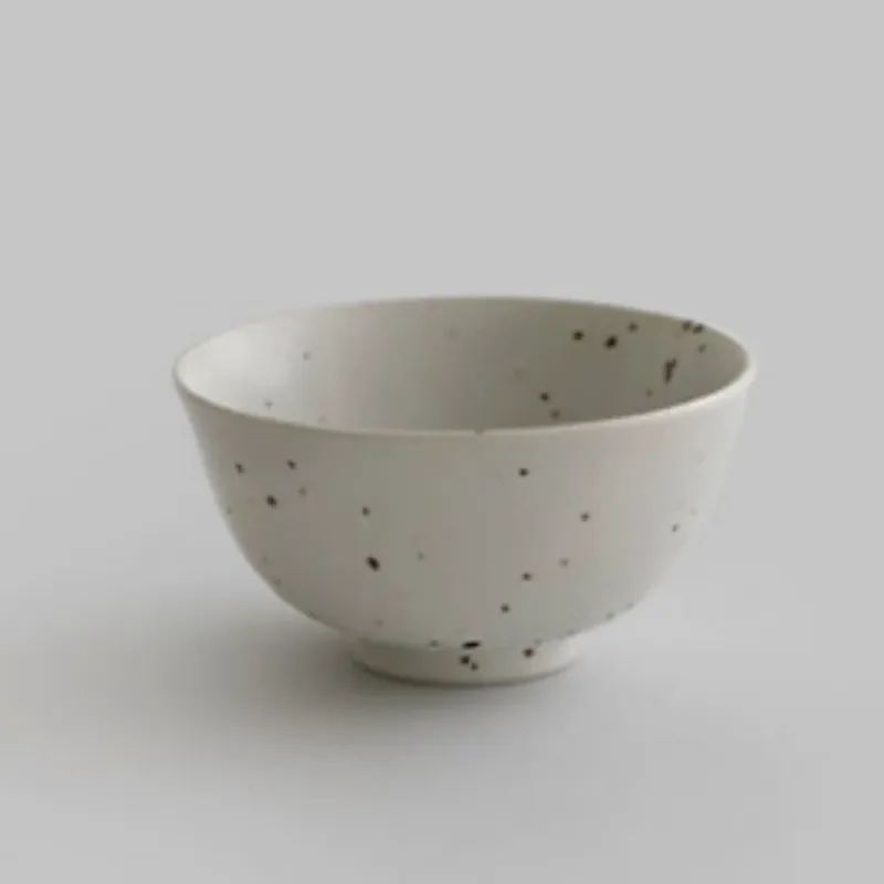 Набор керамических миски и тарелки неправильной формы с крапинками tableware view 6