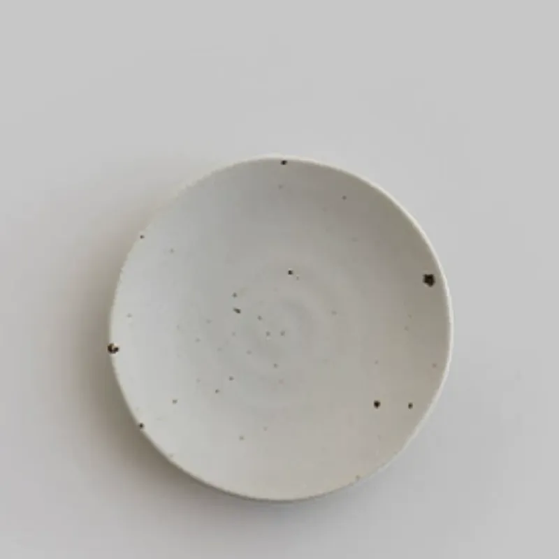 Набор керамических миски и тарелки неправильной формы с крапинками tableware view 8