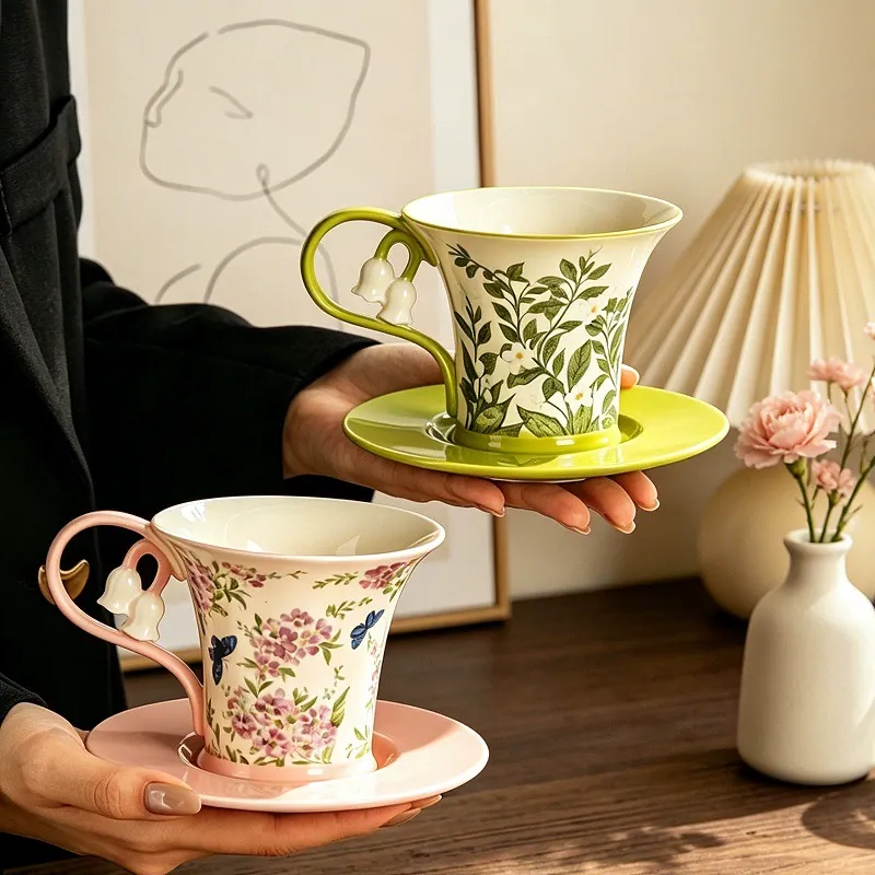 은방울꽃 디자인 세라믹 머그 tableware view 4