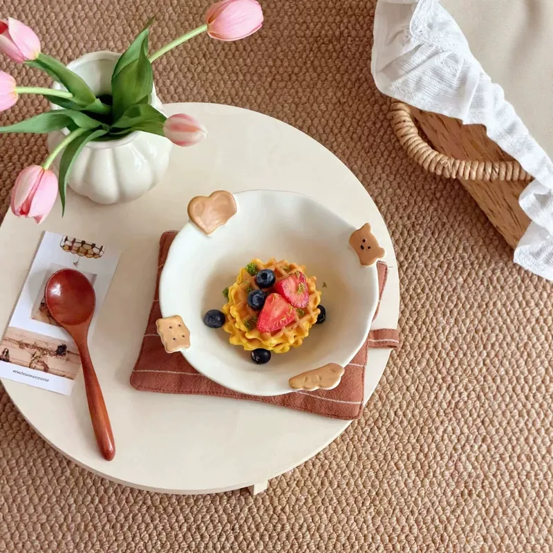 クマの浮き彫りクロワッサンボウル tableware view 3