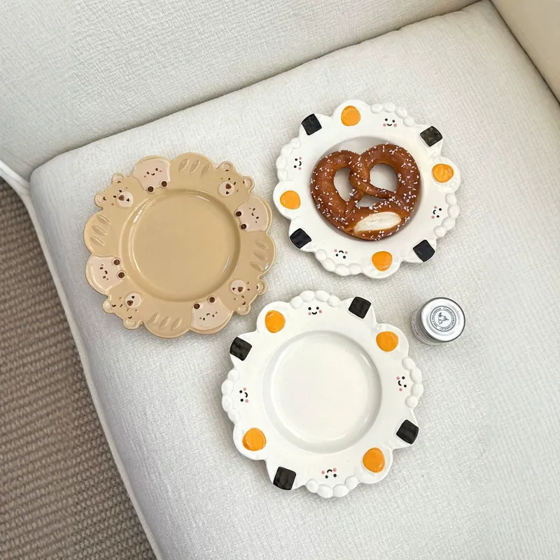 Dumpling Plate with Bear Relief