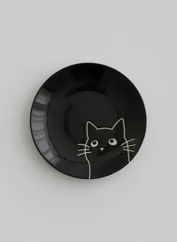 Керамическая тарелка с мультяшным чёрным котом tableware view 6