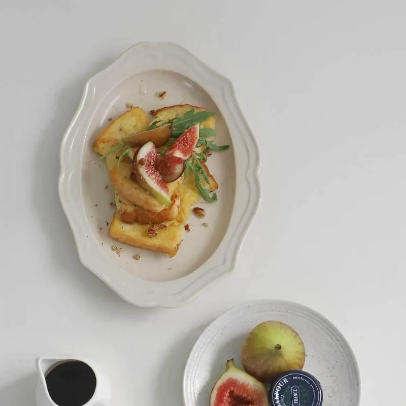 Овальная керамическая тарелка матово-белая tableware view 3