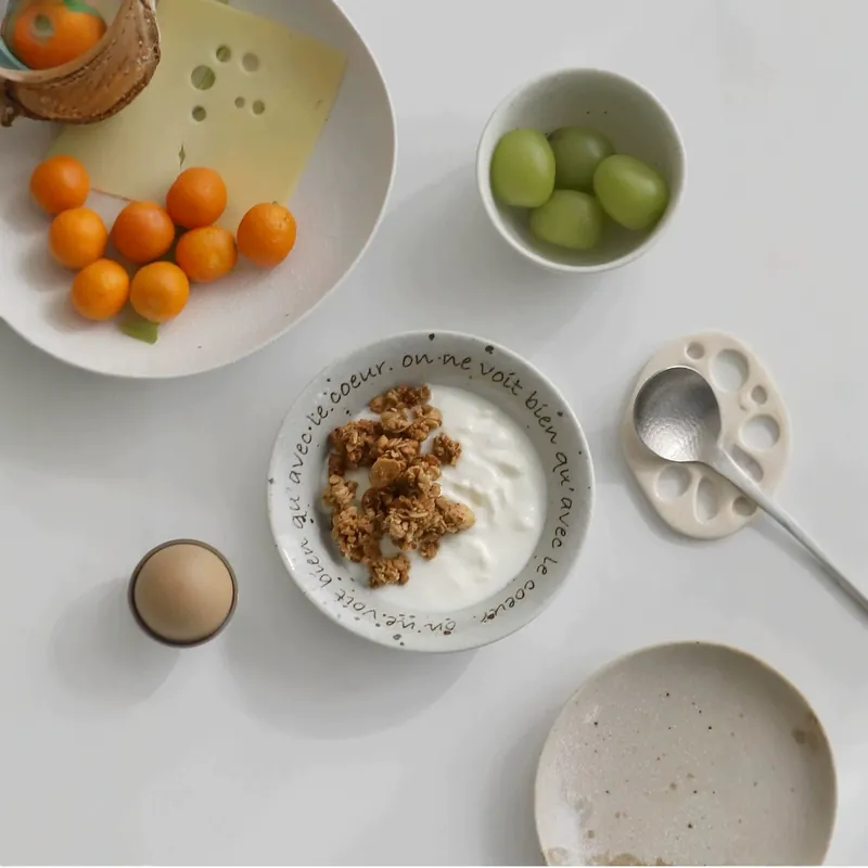 وعاء سيراميك غير منتظم بحرف tableware view 2