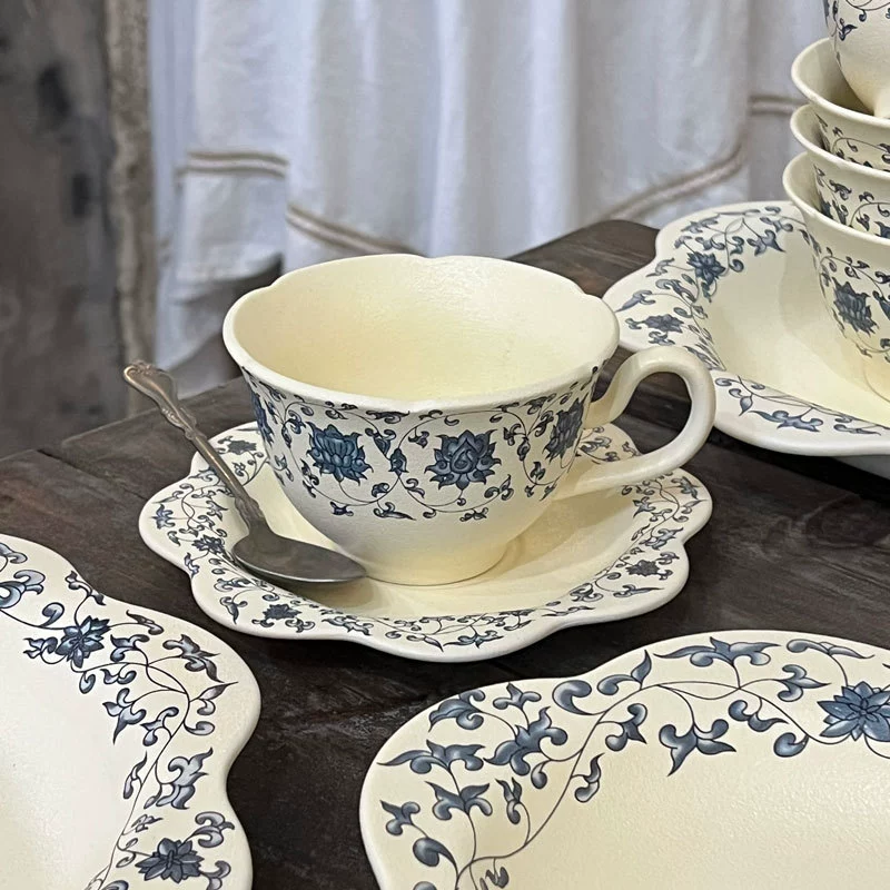 ヴィンテージ花柄セラミック食器セット tableware view 3