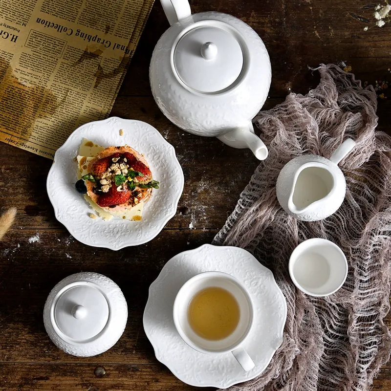 Alice Tea Set with Coffee Cups and Saucers tableware view 2