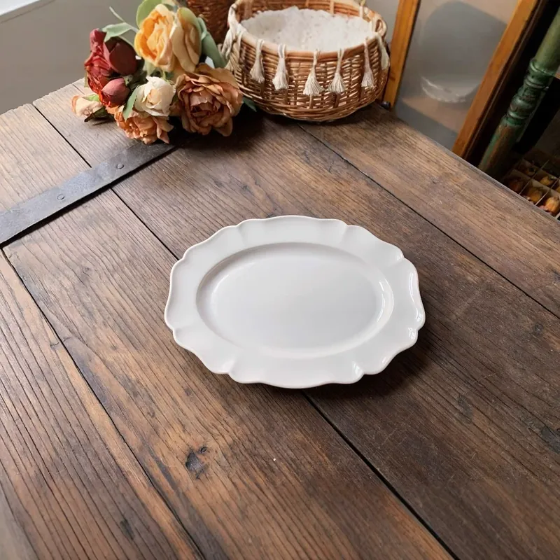 Керамическая десертная тарелка кружево tableware view 3
