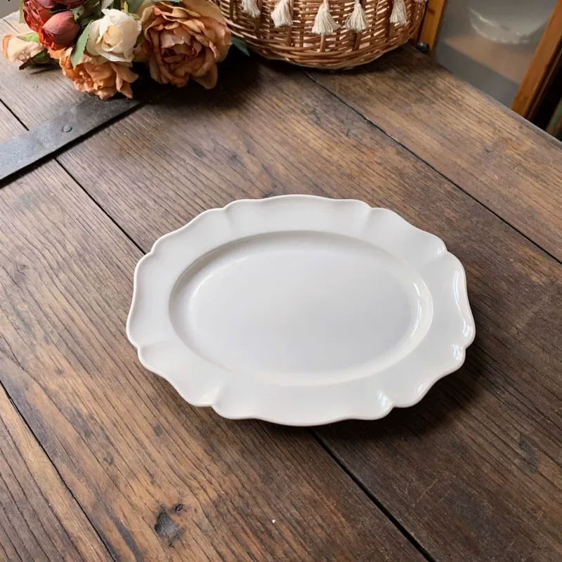 Керамическая десертная тарелка кружево tableware view 5