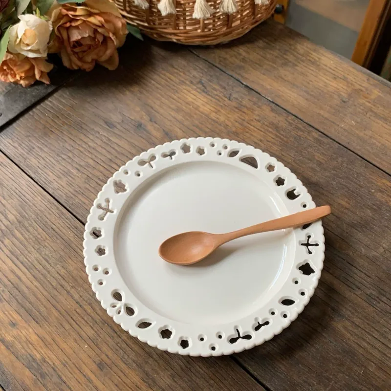 Openwork Ceramic Cake Plate tableware view 2