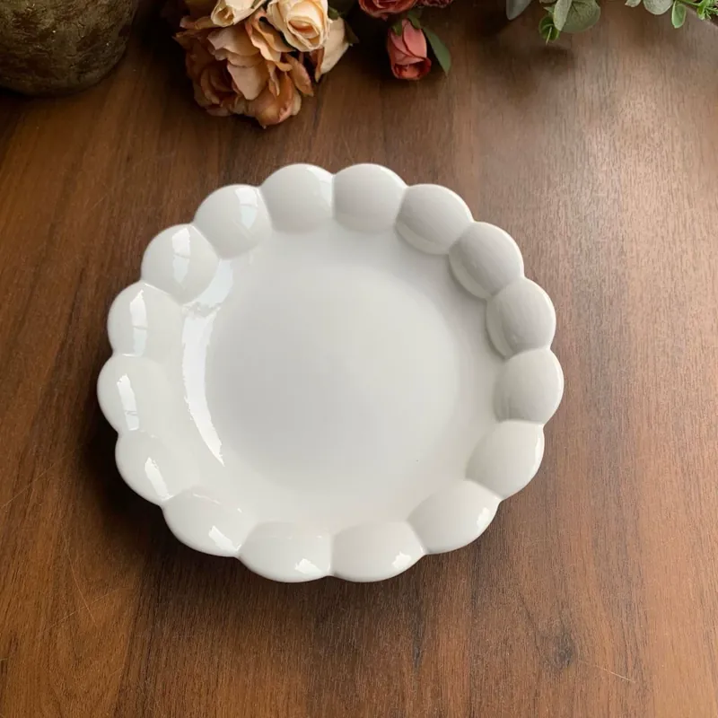 طبق حلوى بتلة غير متماثل 8 inch tableware view 2