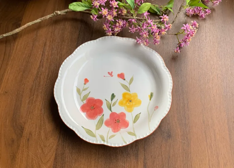Hand-Painted Beaded Rim Plate