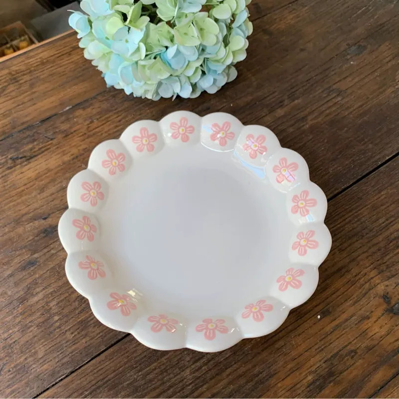 8 Inch Petal Plate with Relief Beads