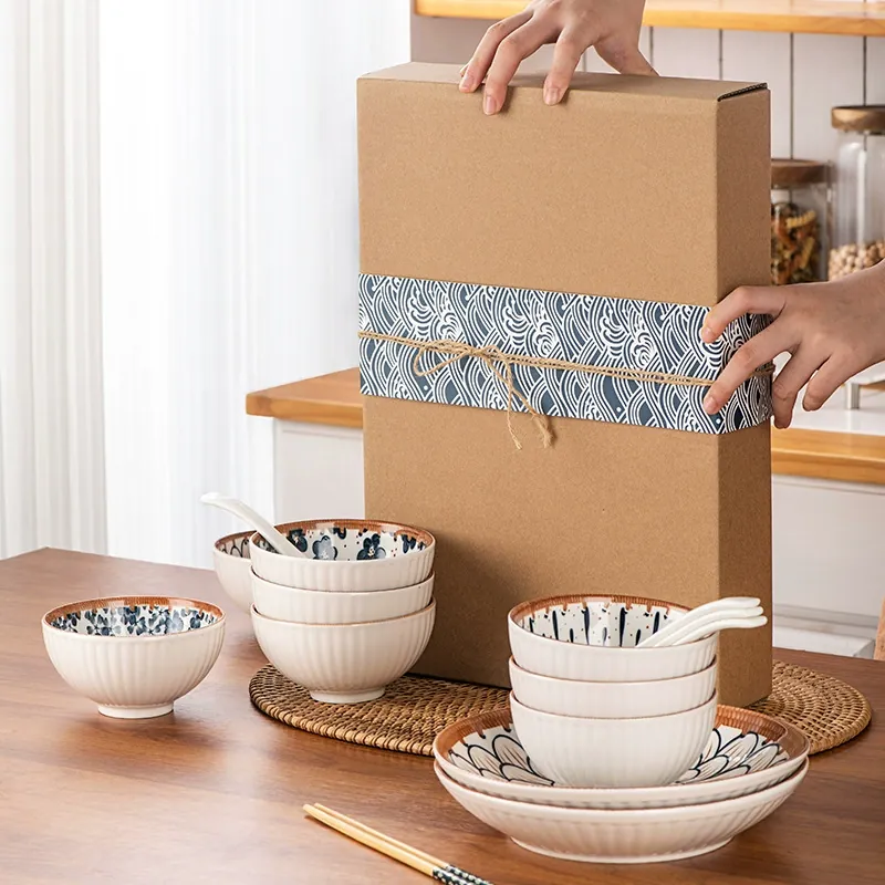크라프트 상자에 담긴 크리에이티브 도자기 식기 세트 tableware view 3