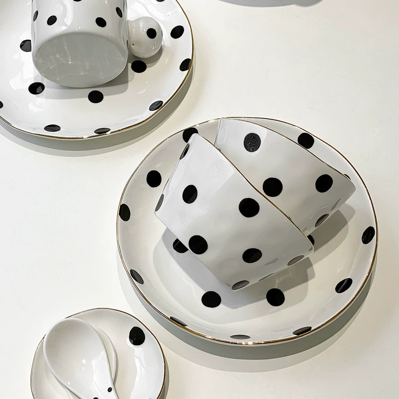 Polka Dot Ceramic Dinnerware Set tableware view 2