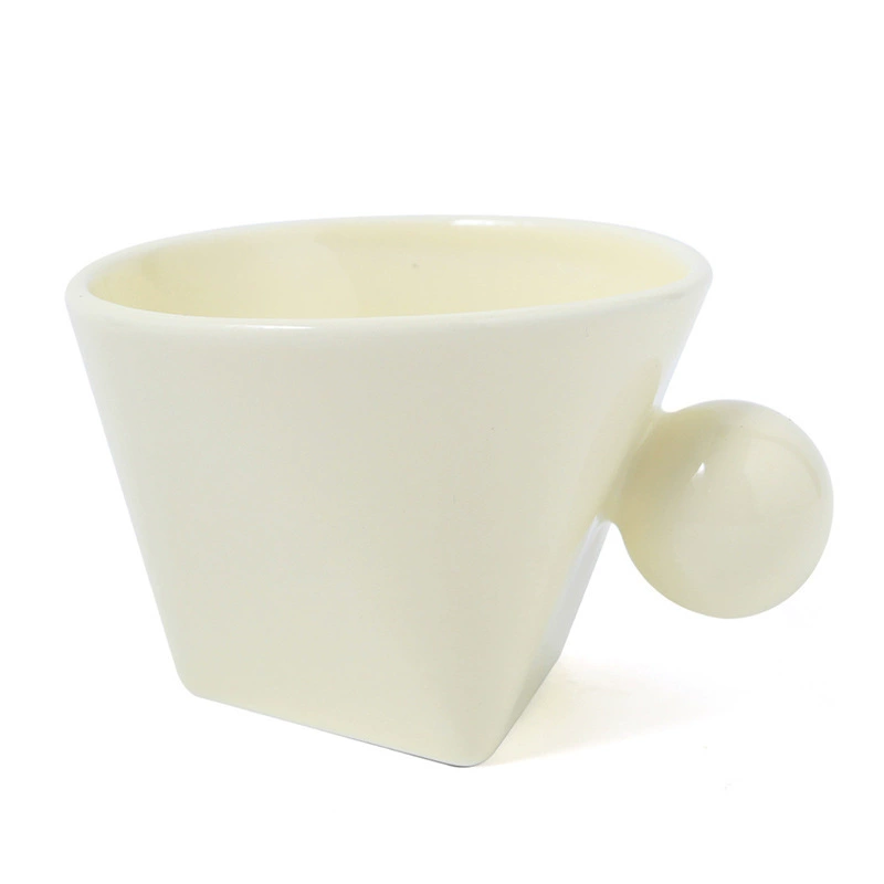 Mug à café en céramique tableware view 5